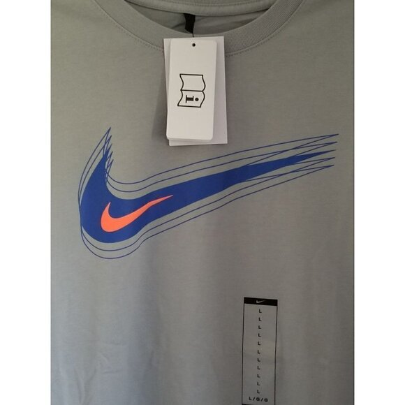 𝅺NIKE Swoosh 12‎ Month Logo T Shirt  Size: Large  Color: Platinum/Blue/Red - Picture 4 of 12